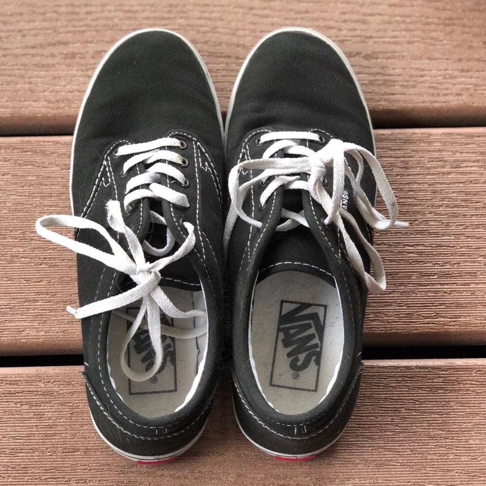 Van’s Black Canvas Shoes